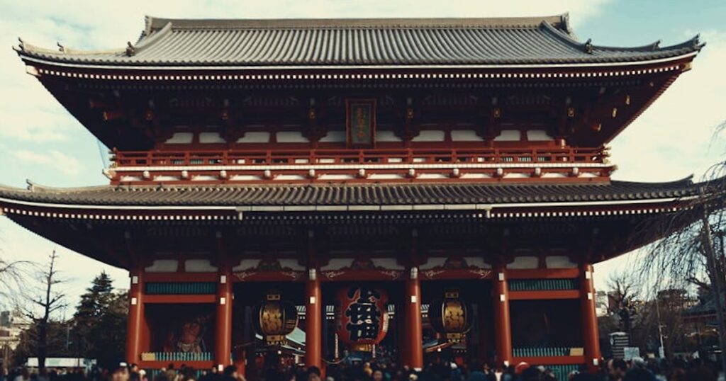 Japonia taniej niż Polska w 2026? Ramen, onseny i biznes‑hotele, które ratują portfel