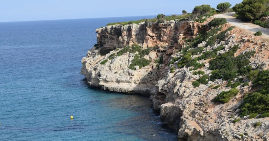 Budżetowy snorkeling na Majorce: gdzie spać, jak dojechać i ile to naprawdę kosztuje