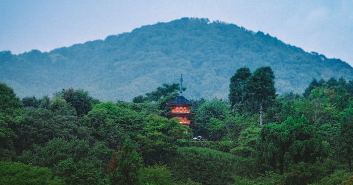 Hakone w 1 dzień z Tokio: sprytny plan na Fuji, onsen i piracki statek bez bankructwa