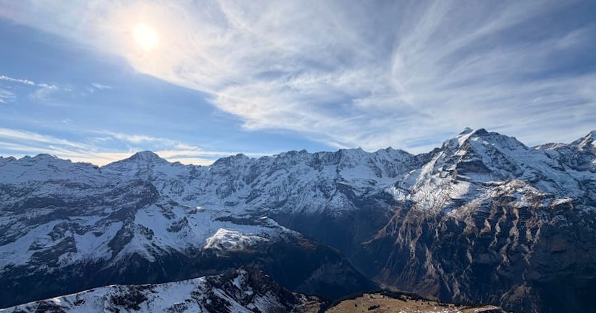 Najpiękniejsze szlaki trekkingowe w Europie: ile naprawdę kosztują GR20, Caminito del Rey i Alpy?