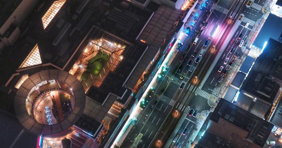 Tokio po zmroku bez tłumów: yokocho, Kōenji i Akabane zamiast Kabukichō