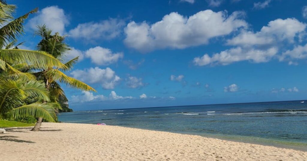 Malediwy, Dominikana czy Zanzibar w 2026? Prawdziwe koszty raju dla Polaków